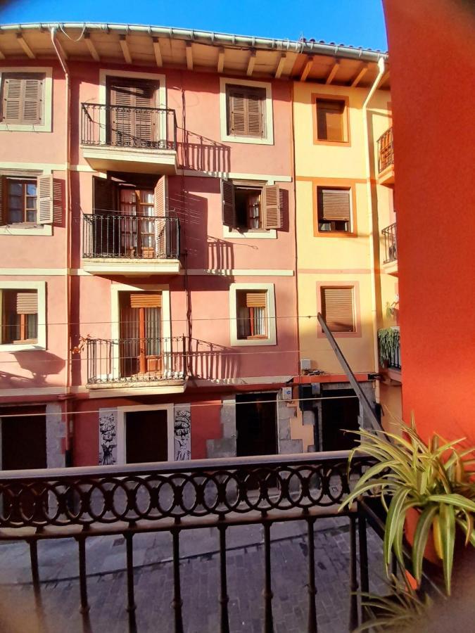 Andra Mari Apartamentu Turistikoak بيرميو المظهر الخارجي الصورة