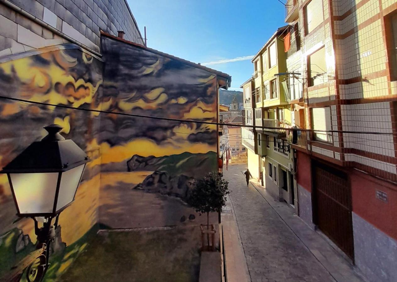 Andra Mari Apartamentu Turistikoak بيرميو المظهر الخارجي الصورة
