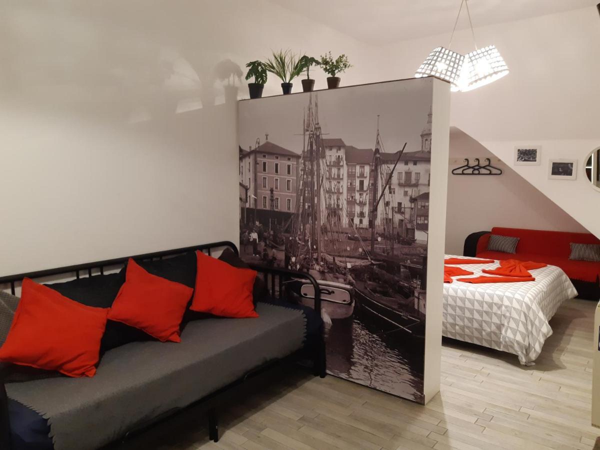Andra Mari Apartamentu Turistikoak بيرميو المظهر الخارجي الصورة